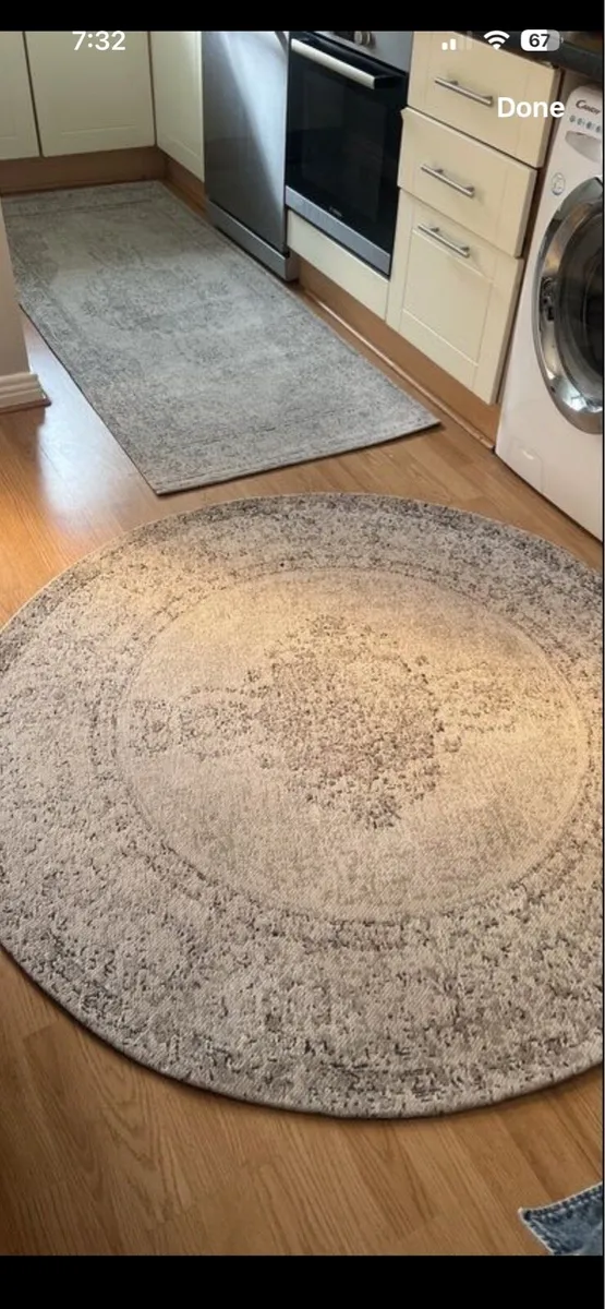 Rug and runner - Image 2