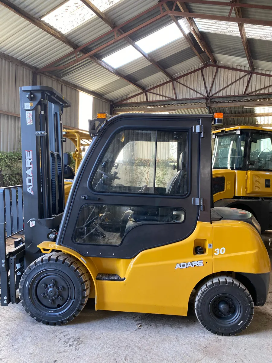 Adare 3 Ton Diesel Forklift For Sale - Image 1