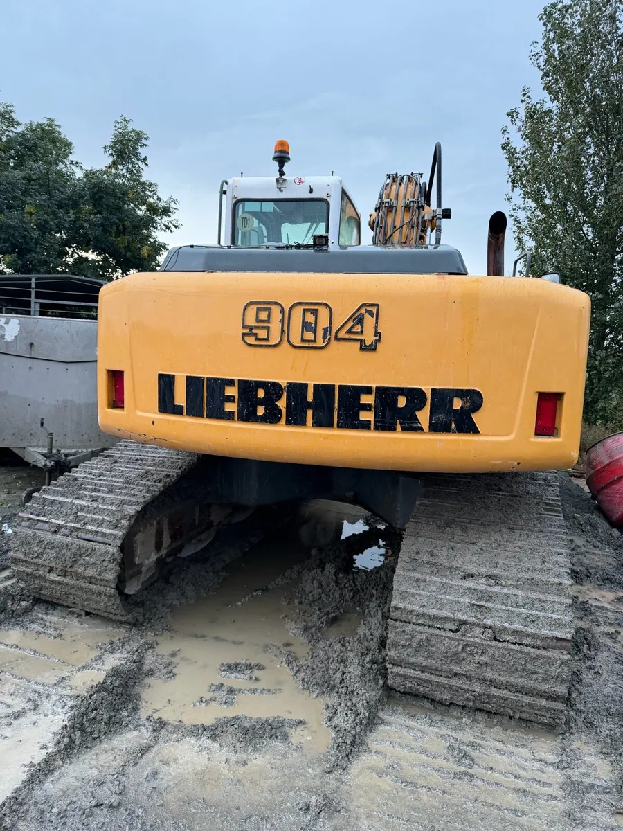 Liebherr 904 - Image 1