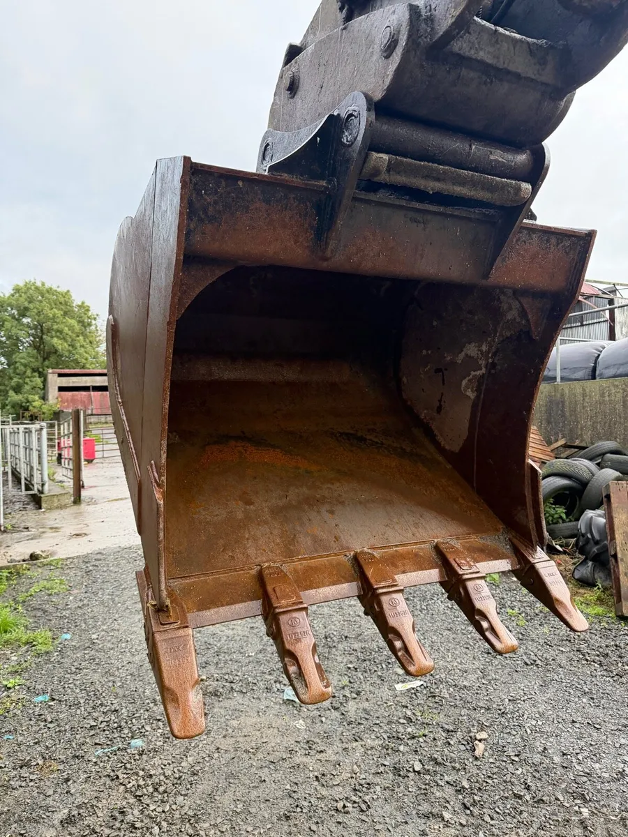 Liebherr 904 - Image 3
