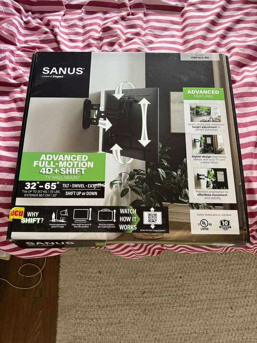 Sanus full motion TV wall mount 32-65inch - Image 1