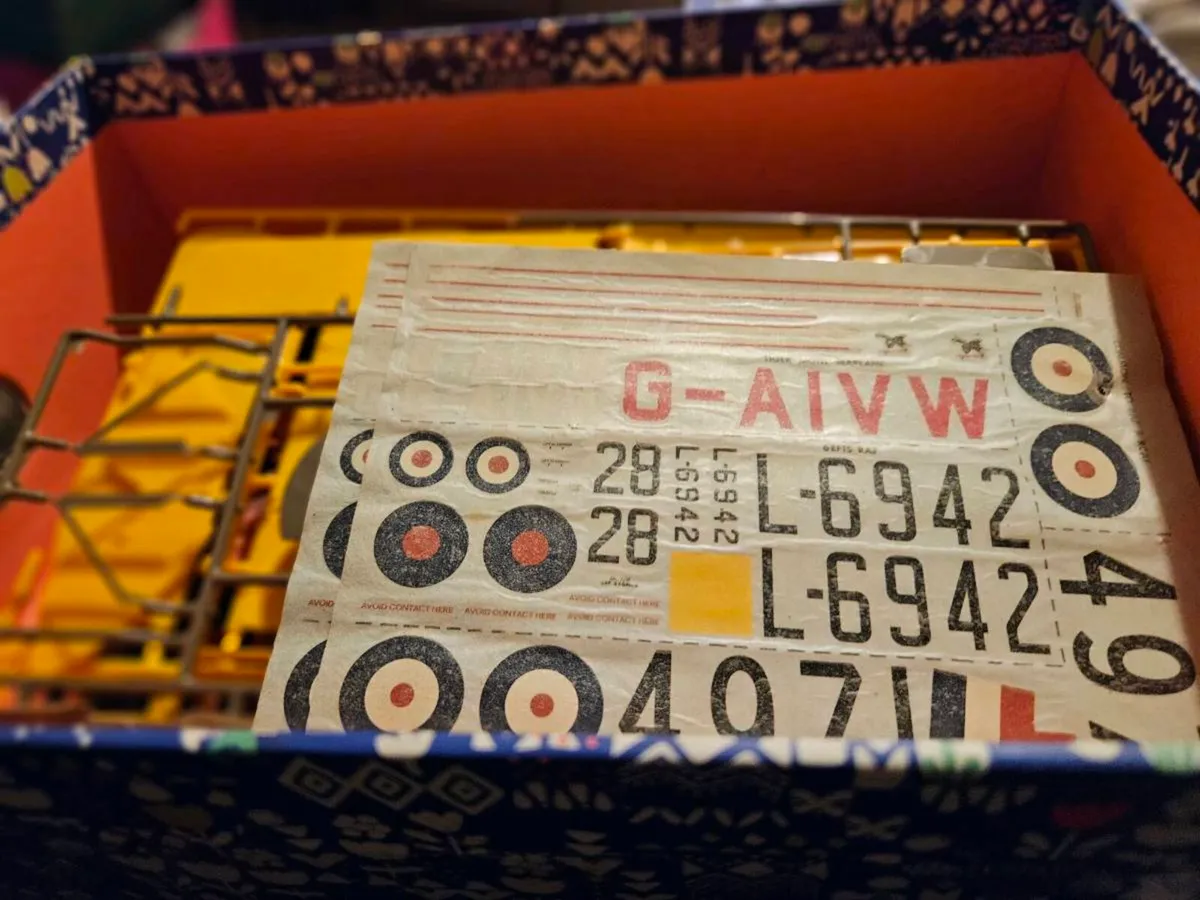 Box of Random Modelling Bits - Image 1
