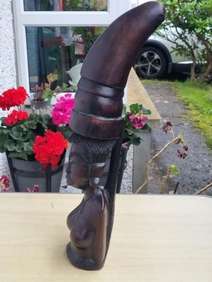 Large traditional African wooden sculpture - Image 2