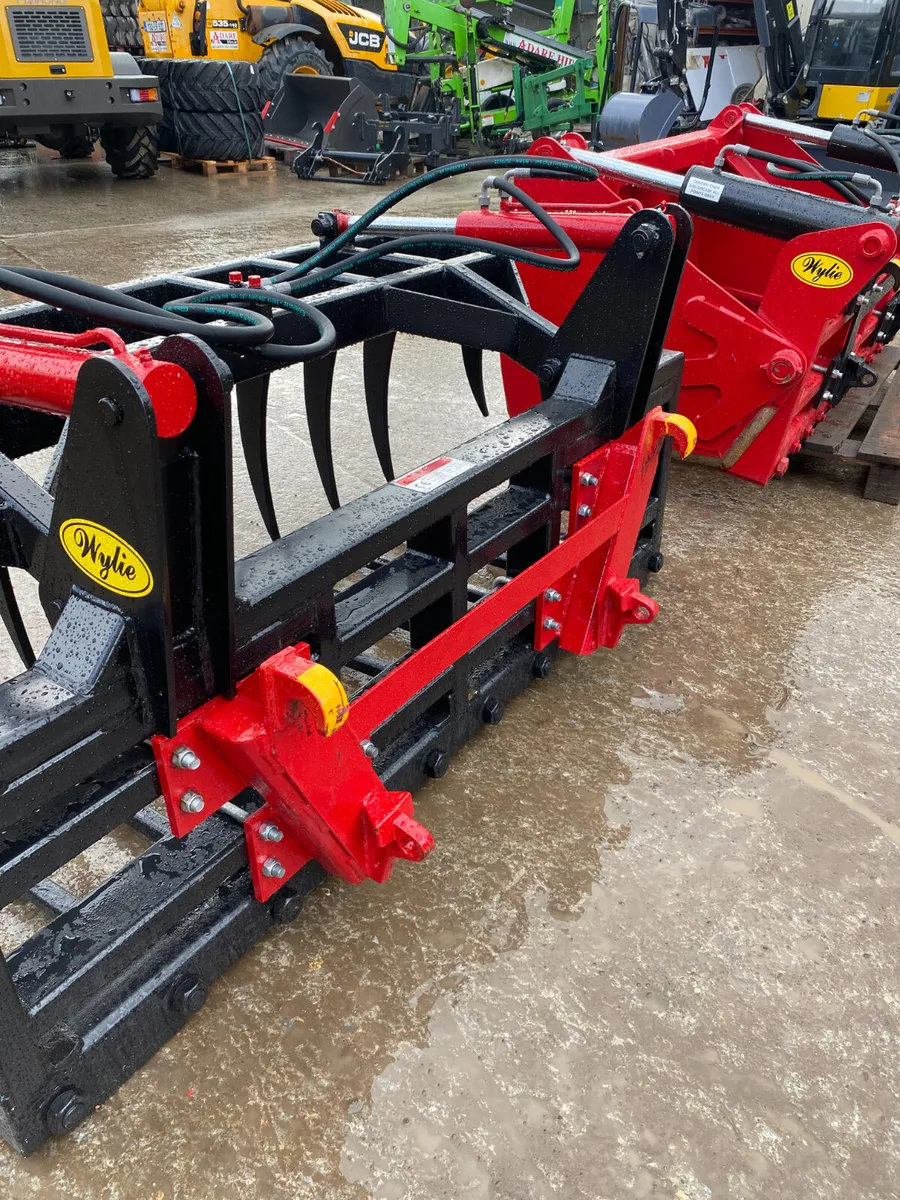 Wylie 6' Heavy Duty Tine Grab For Sale - Image 3