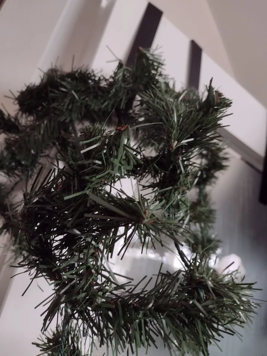 Christmas garland 9ft - Image 3