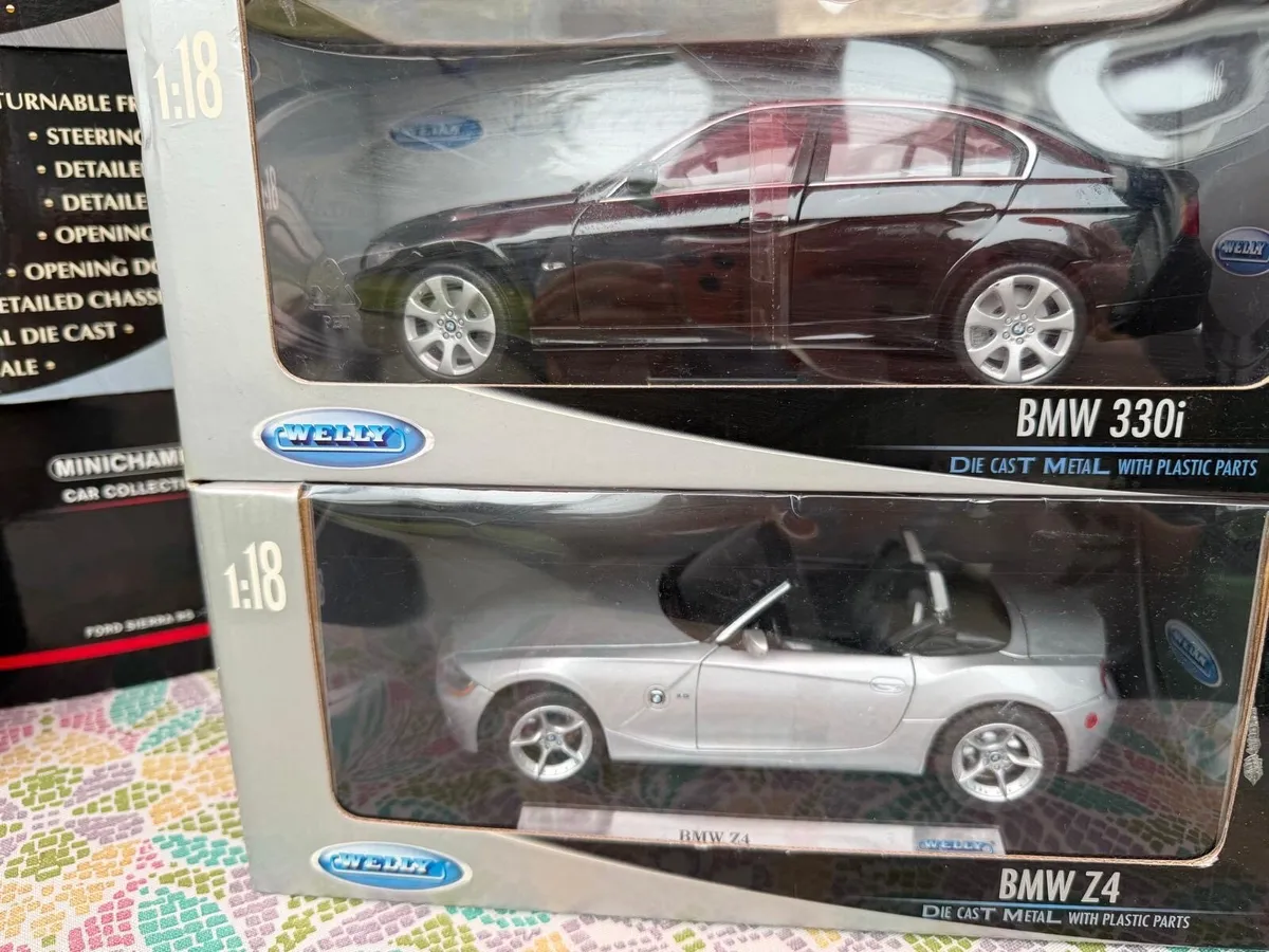 Subaru , bmw , fords, siku Diecast 1:18 - Image 1