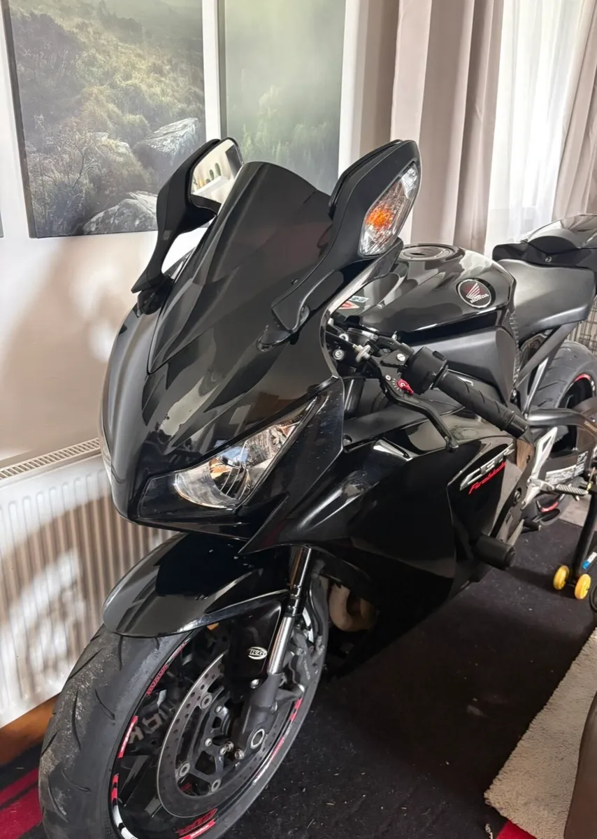 2014 Honda Fireblade - Image 3
