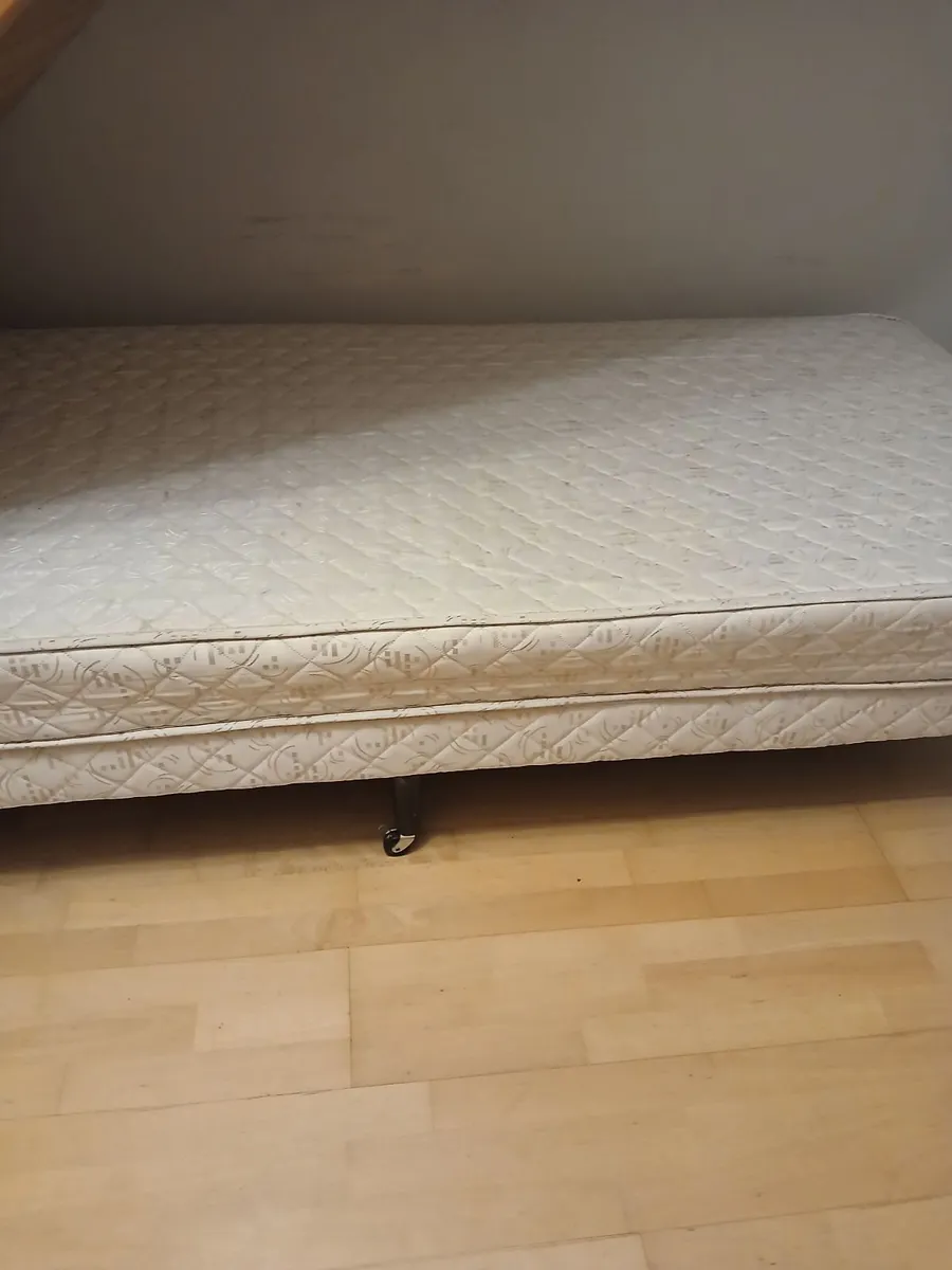 Single bed base and mattress, headboard - Image 1
