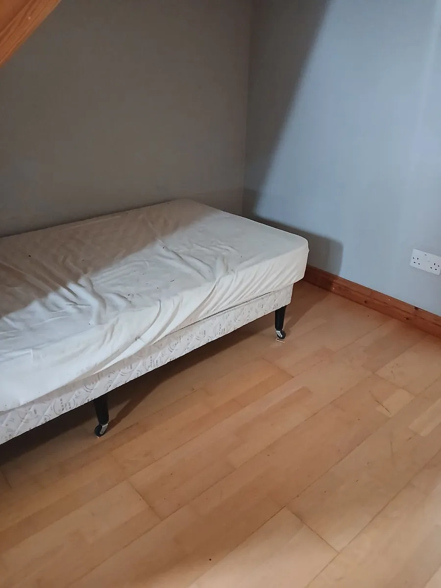 Single bed base and mattress, headboard - Image 2