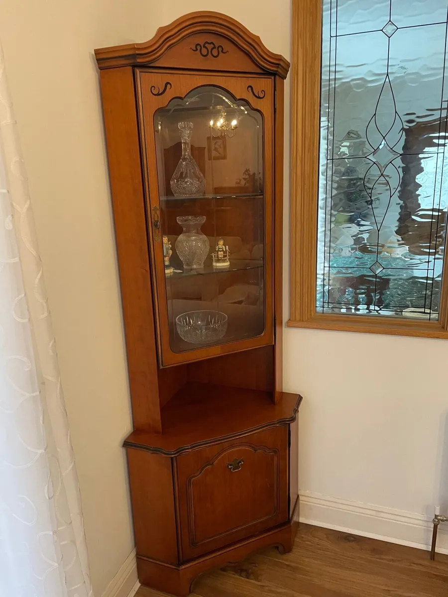 Rossmore Furniture - Image 2