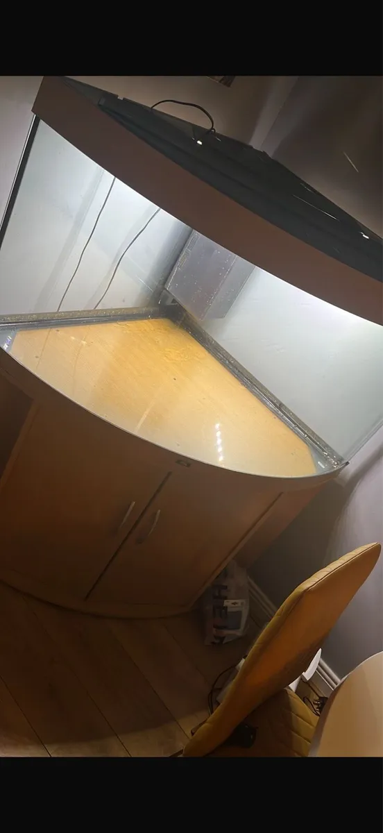 350L Jewel Tank/JBL CristalProfi e1502/Fluval LED - Image 1