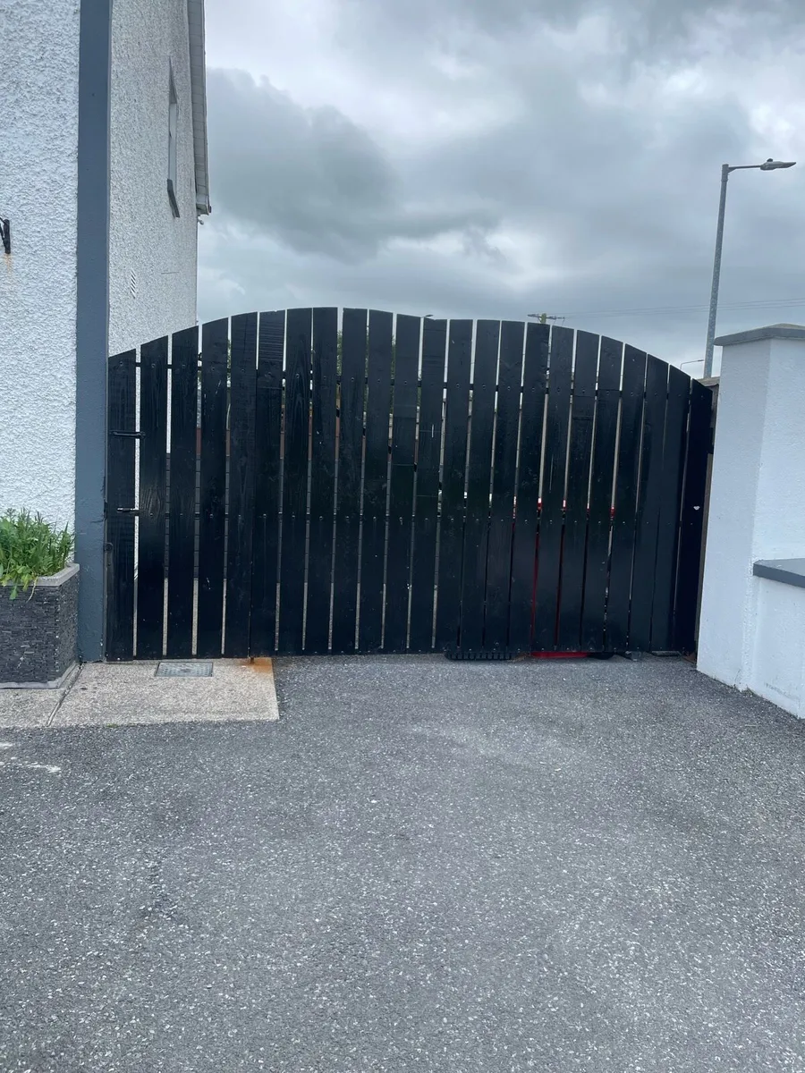 Big gate