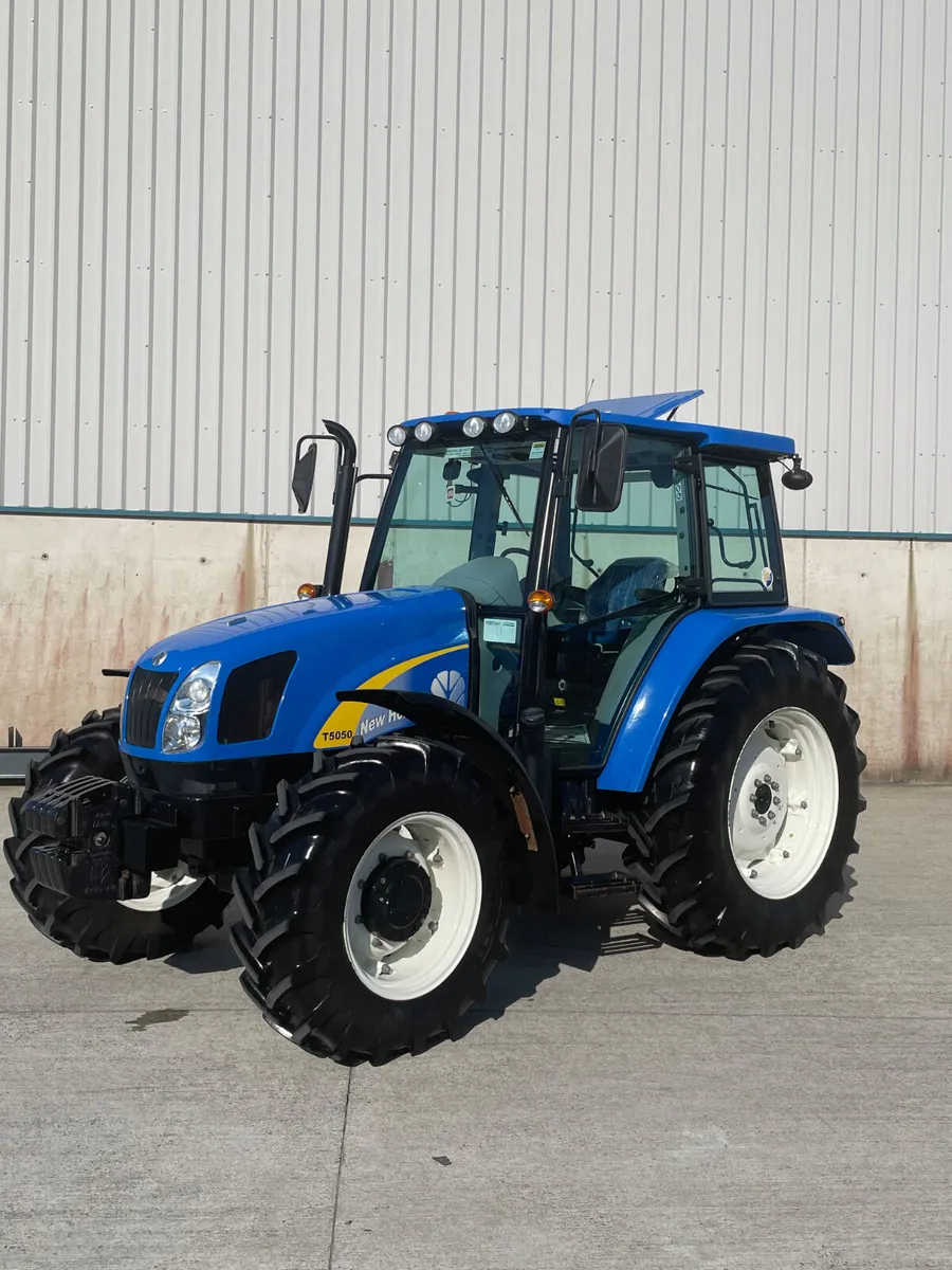 2012 New Holland T5050 - Image 1