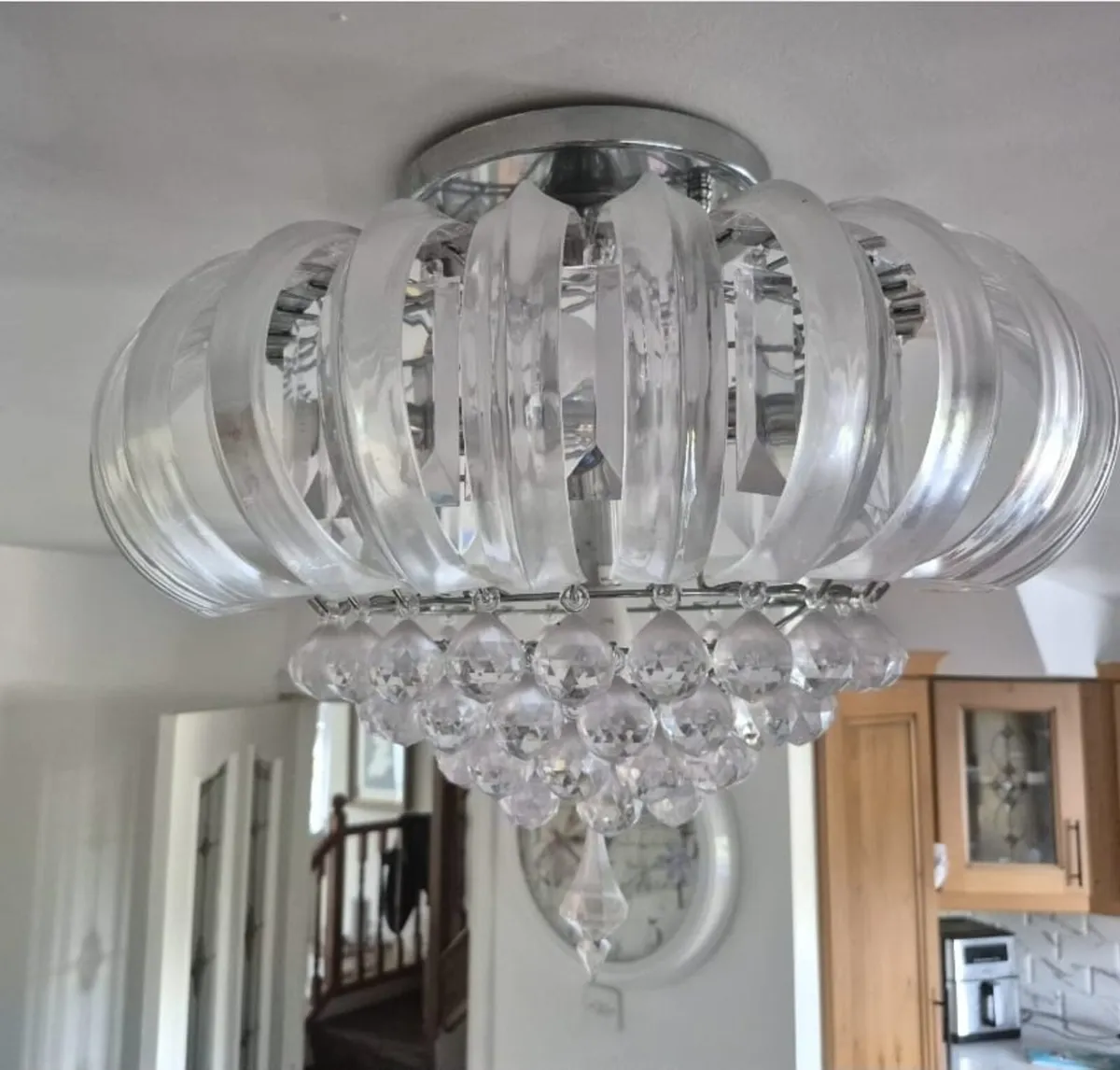 Cieling mounteted 5 Lamp Chandelier - Image 1