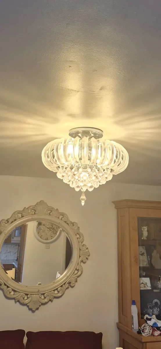 Cieling mounteted 5 Lamp Chandelier - Image 3