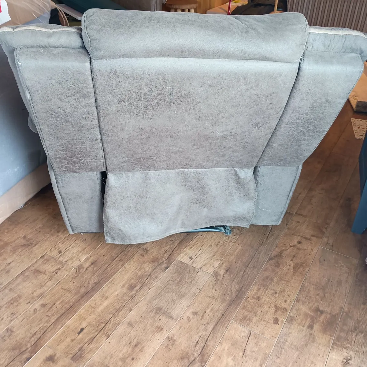 Recliner chair - Image 3