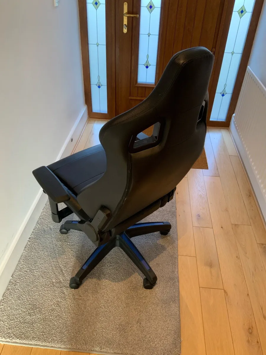 Gaming Chair - Image 3