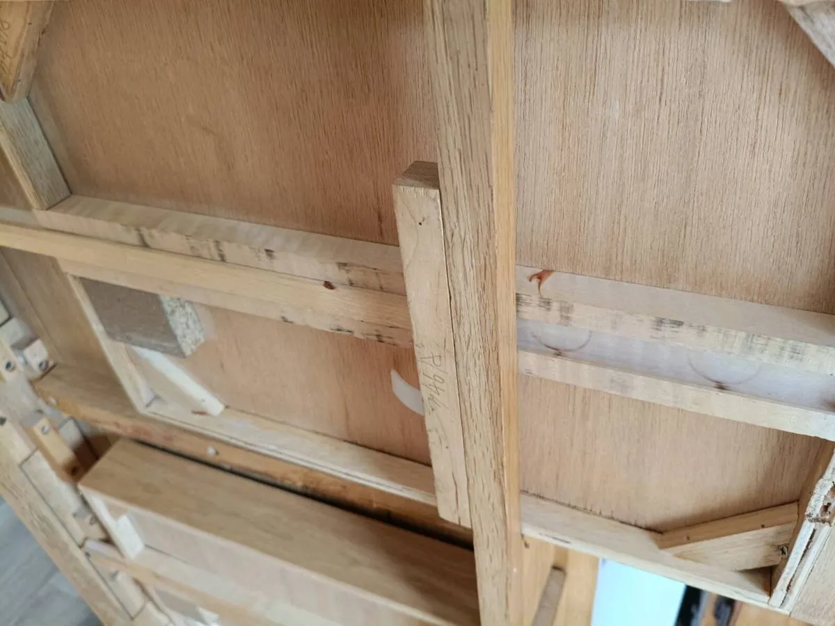 Solid oak coffee table, solid construction. - Image 4