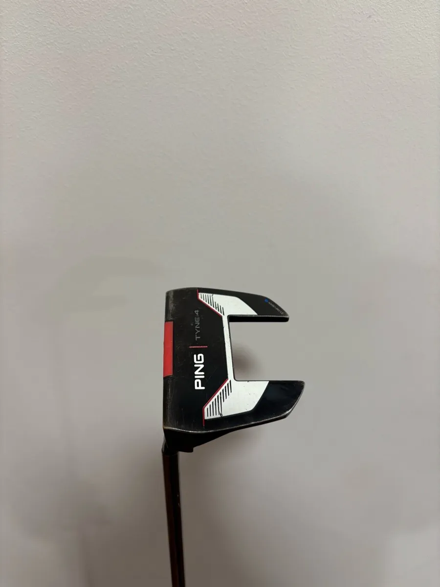 Left Hand Ping Tyne 4 Putter 33” length - Image 1