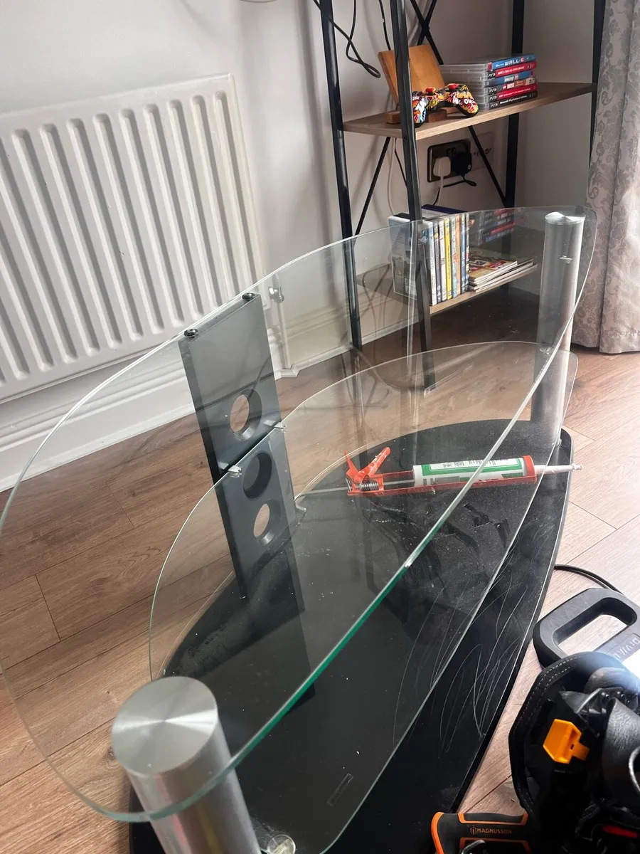 Tv  Stand and Console table for flat screen - Image 2