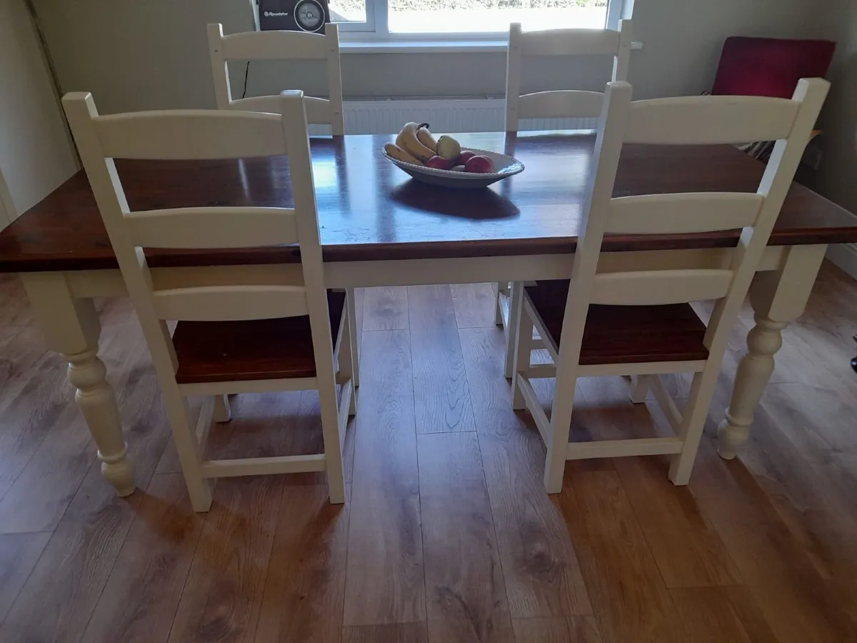 Kitchen table and 6 chairs - Image 3
