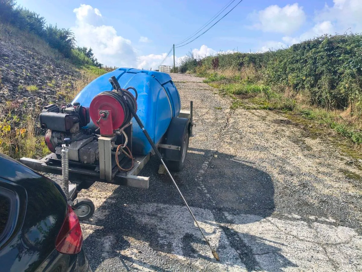Pressure washer towable bowser - Image 2