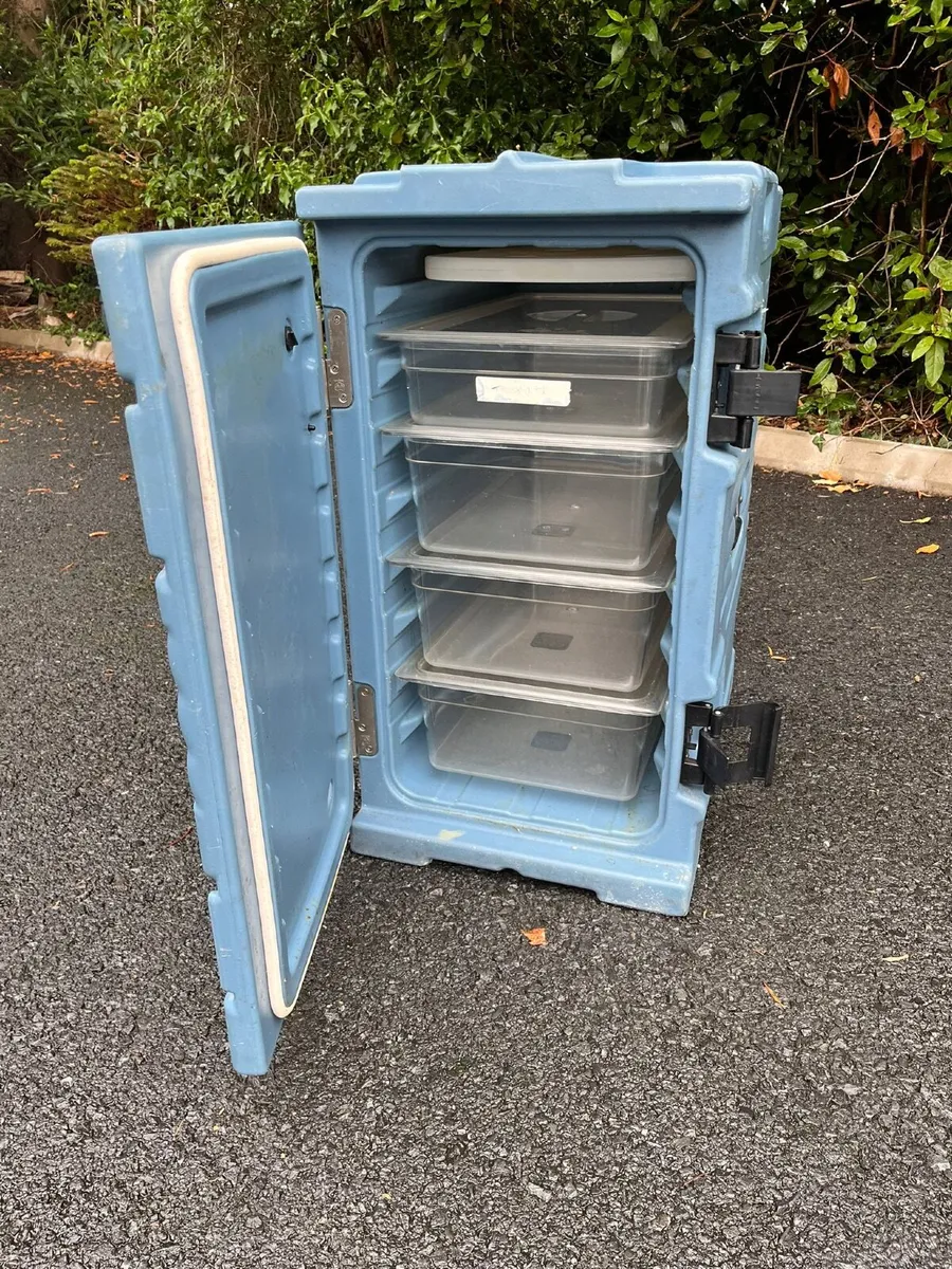 Cambro food ultra pan carrier - Image 3