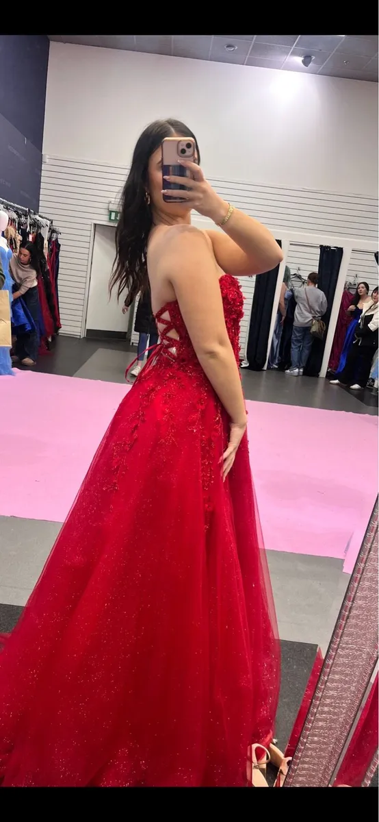 Debs dress - Image 2
