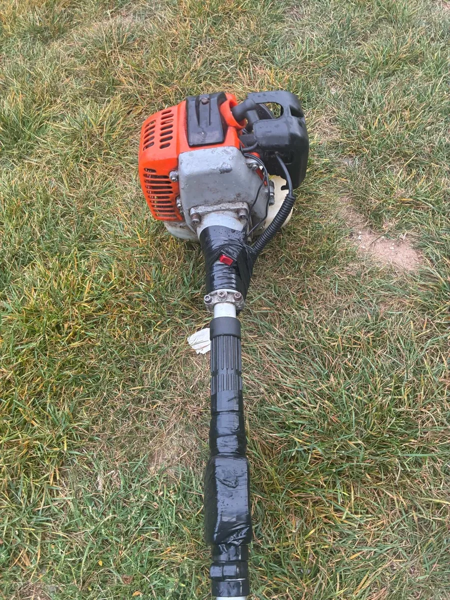Long reach hedgecutter - Image 4