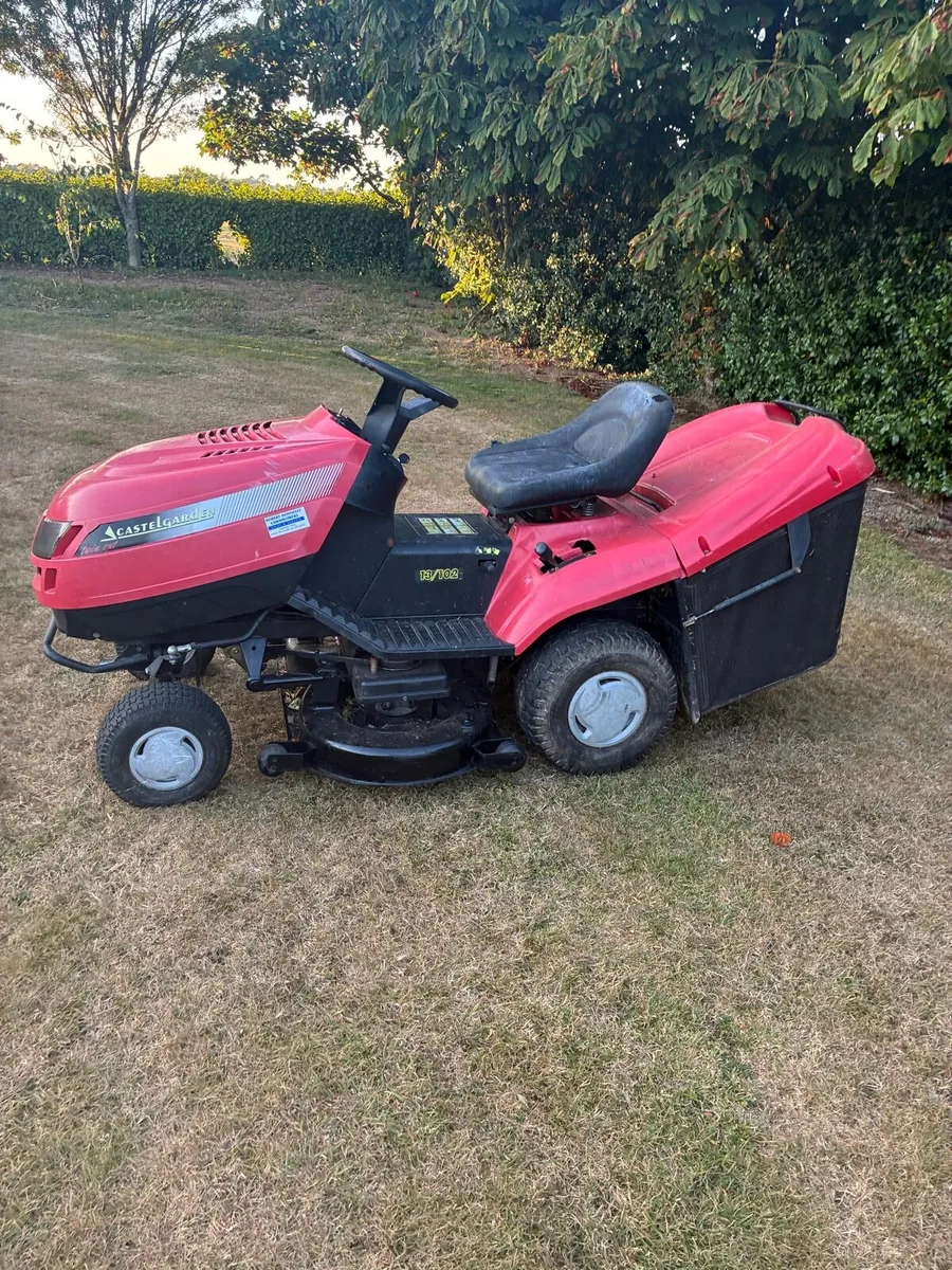Ride on lawnmower - Image 4