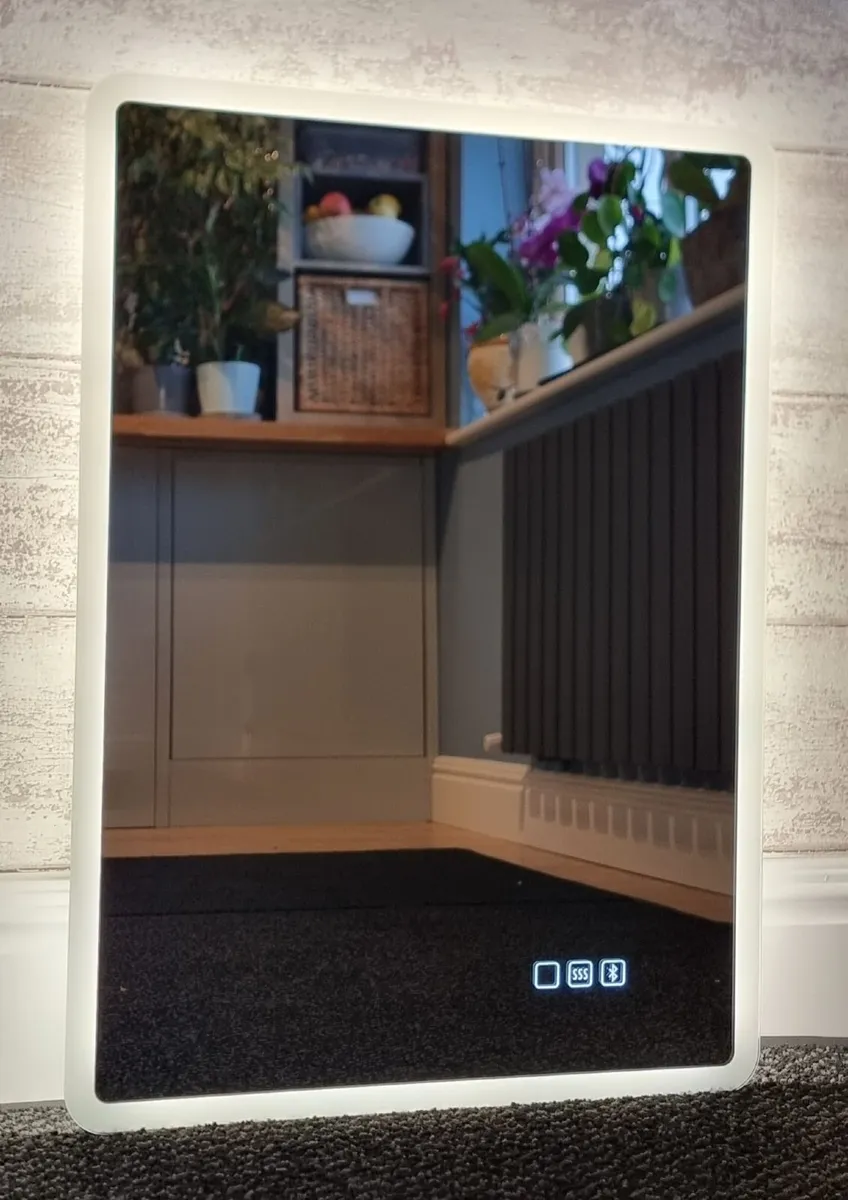 LED Bathroom Mirror 50x70cm Fog Free Bluetooth - Image 3