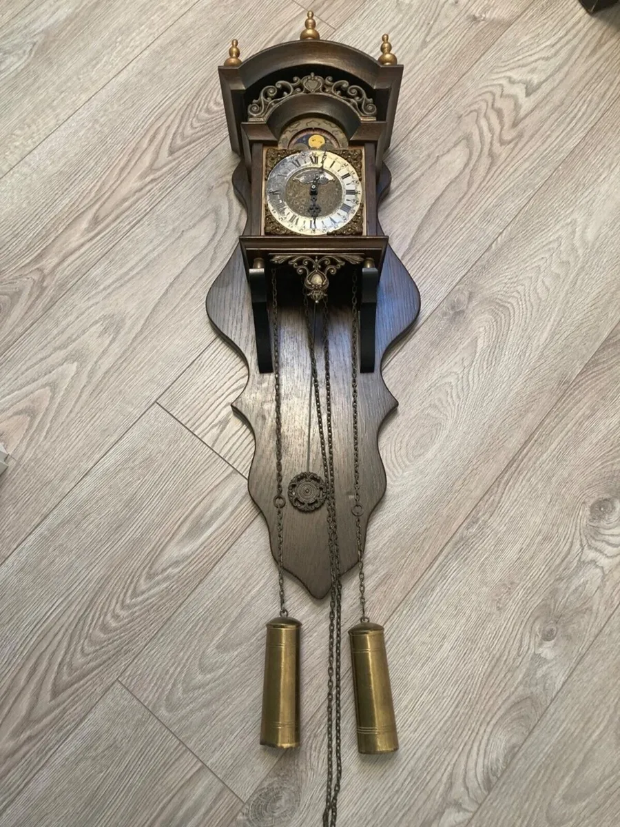 Wall clock- Sallander Collectable - Image 3