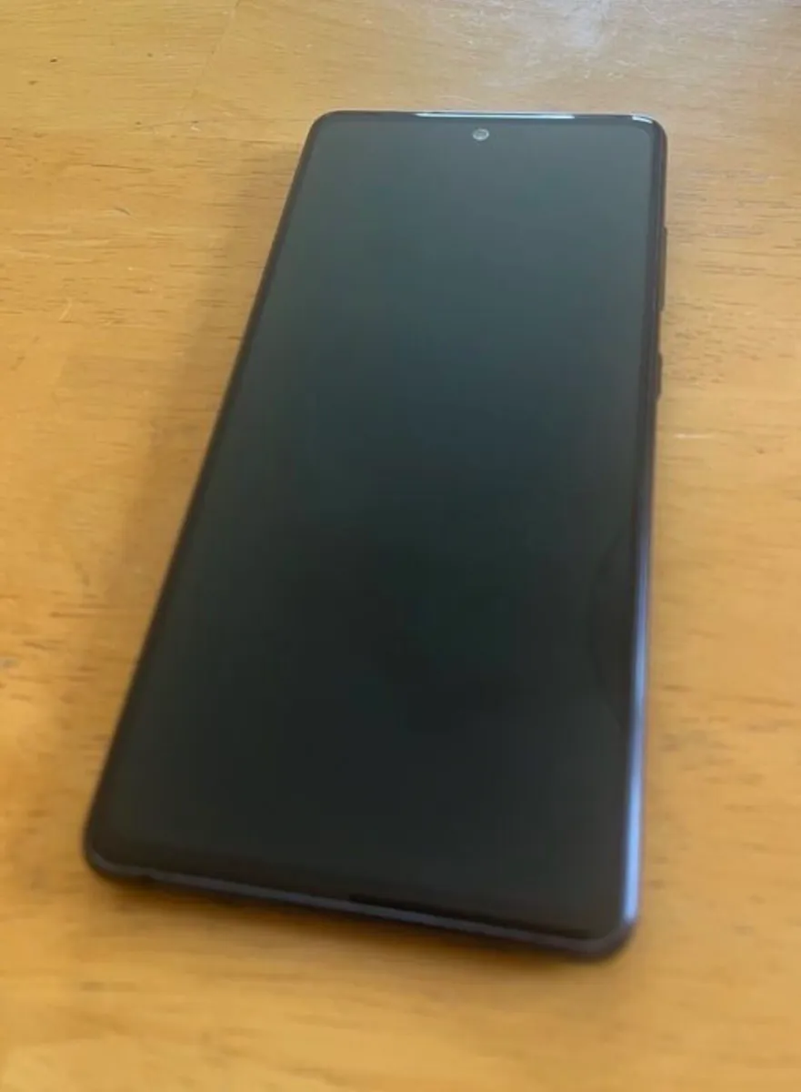 Samsung Galaxy S20 FE 5g 128gb V Good Condition - Image 4