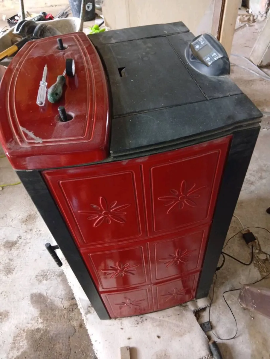 Pellet stove - Image 2