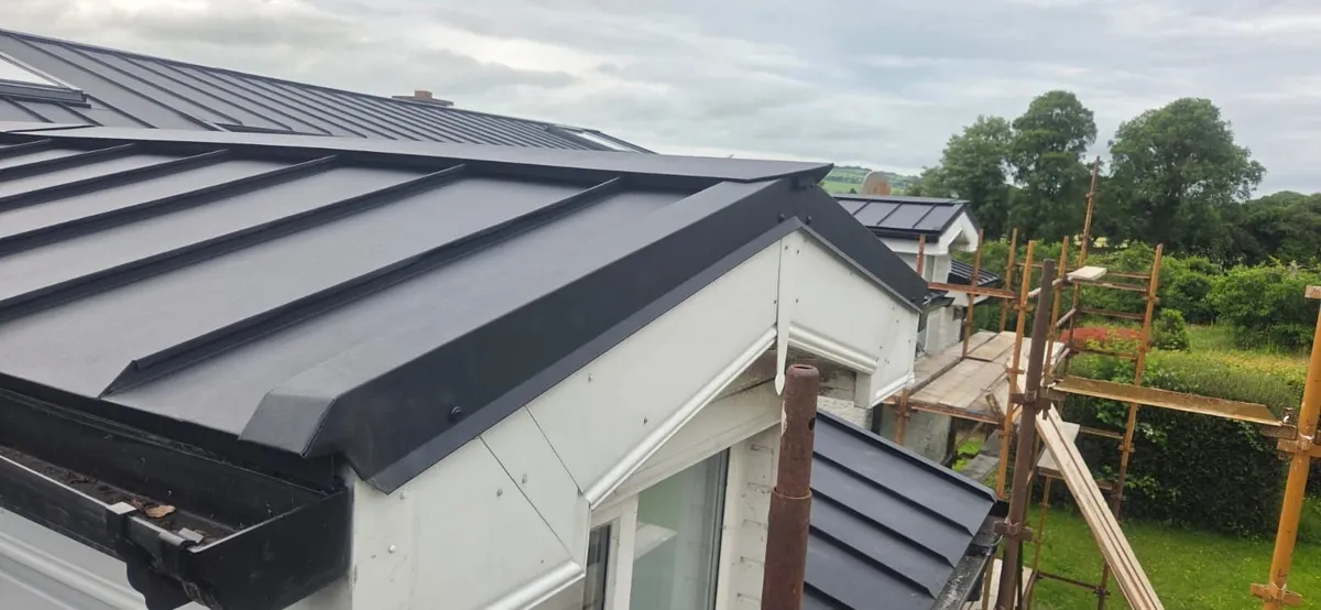 Roofing services - Image 1