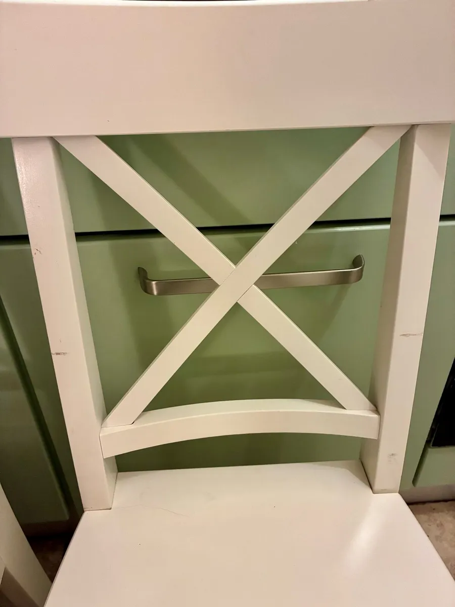 Chair - Image 4