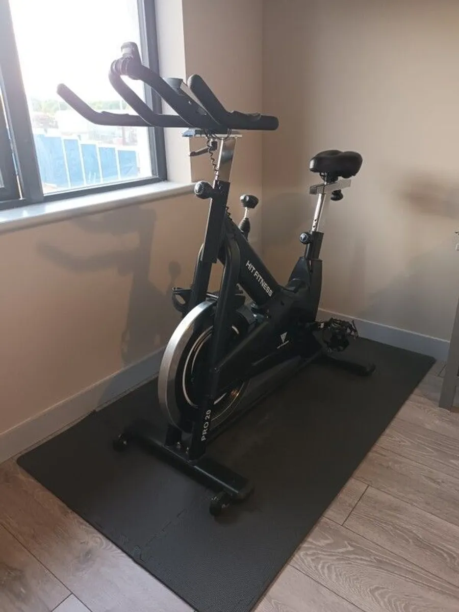 HIT Fitness G8 Indoor Cycling Bike - Image 1