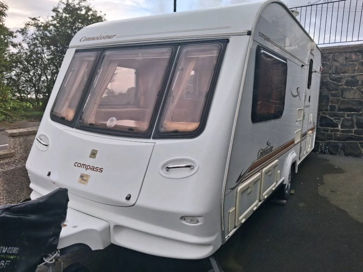 2006 Compass Connoisseur 2 berth caravan - Image 1