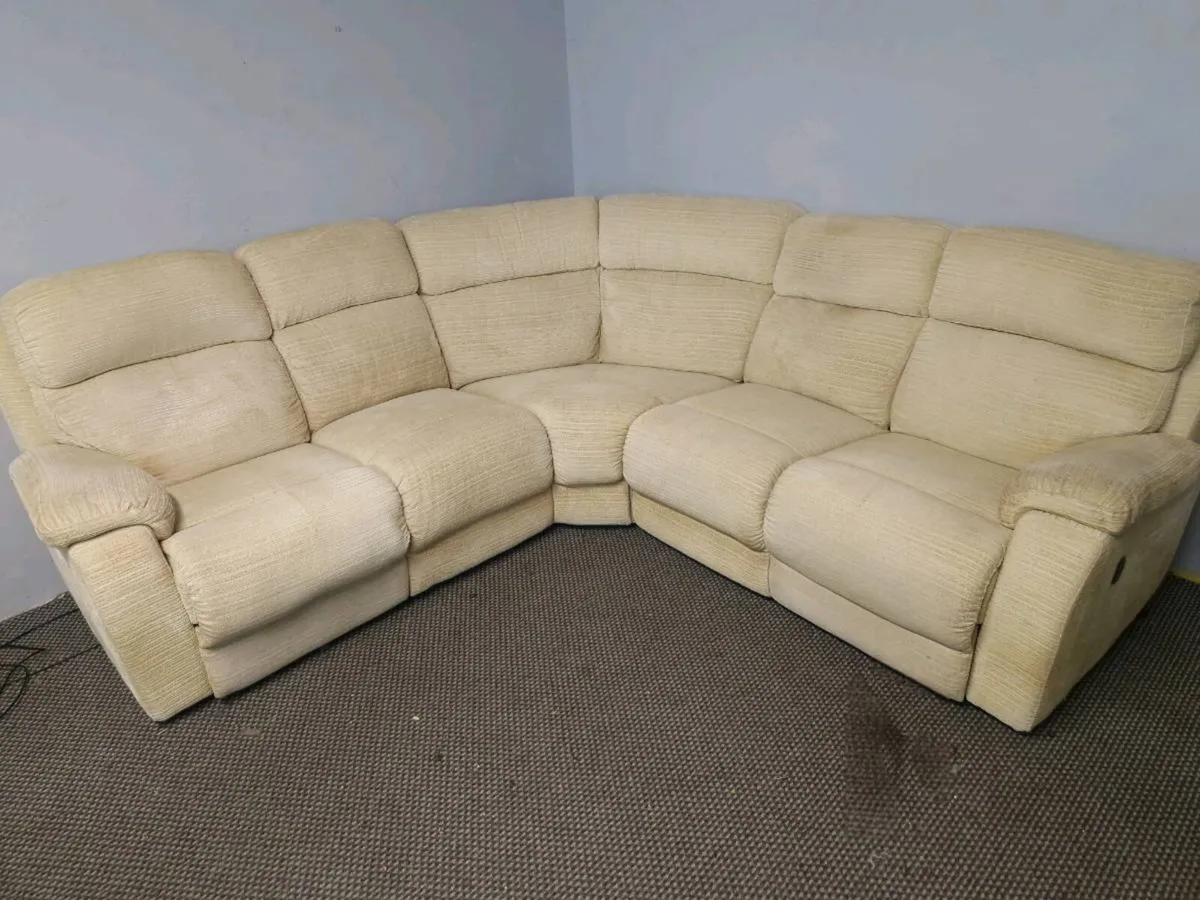 Corner sofa - Image 1