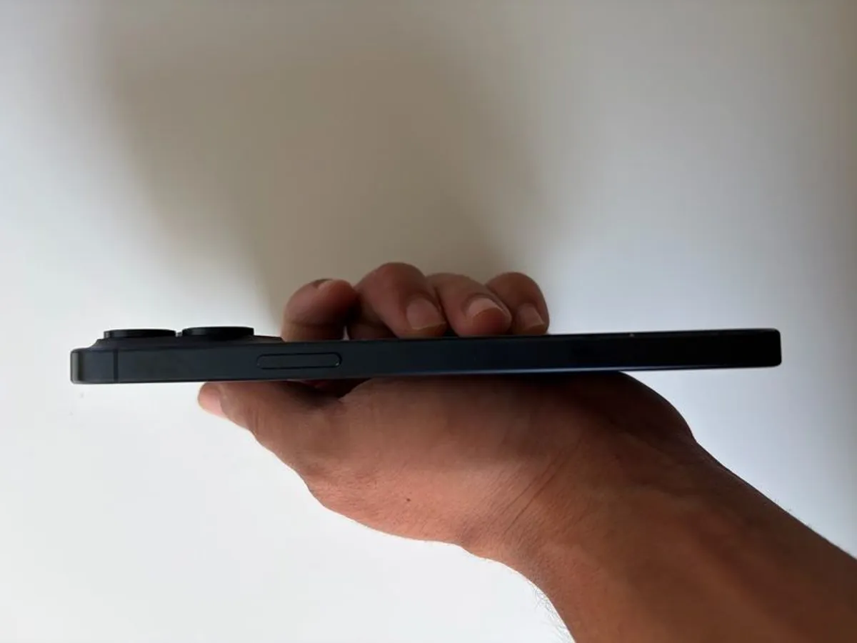 iPhone 15 Pro Max 256gb - Image 4