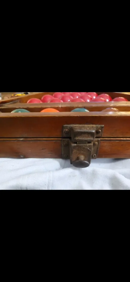 Antique snooker items - Image 2