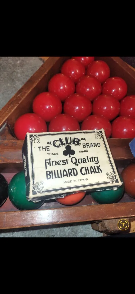Antique snooker items - Image 1