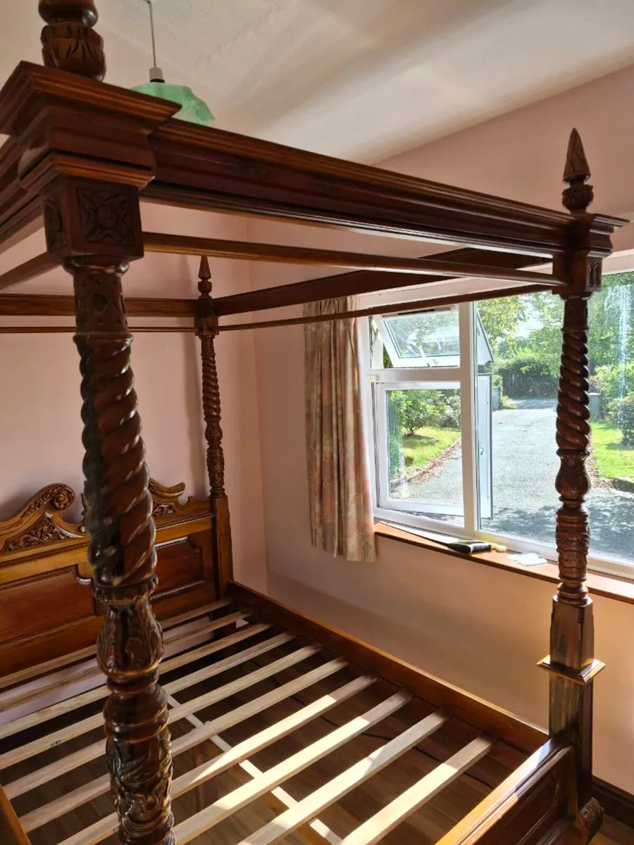 4 poster bed - Image 2