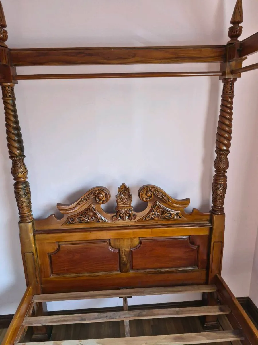 4 poster bed - Image 3