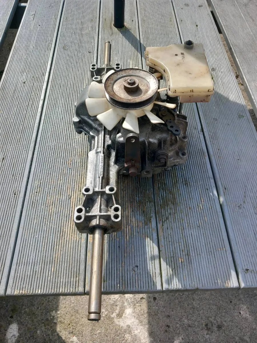 John deere hydrostatic transmission for sale - Image 2