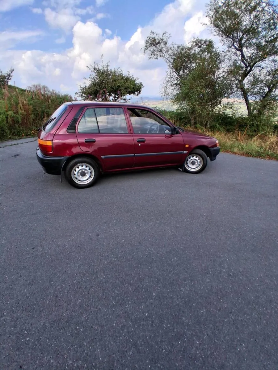 Toyota starlet - Image 3