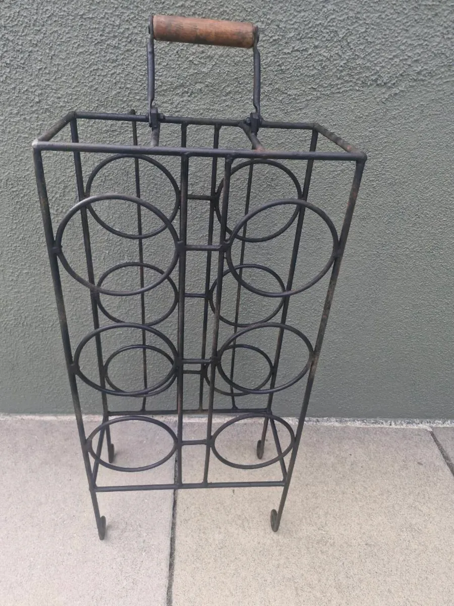 Cast iron portable wine rack - Image 1