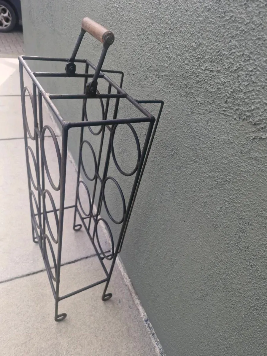 Cast iron portable wine rack - Image 2