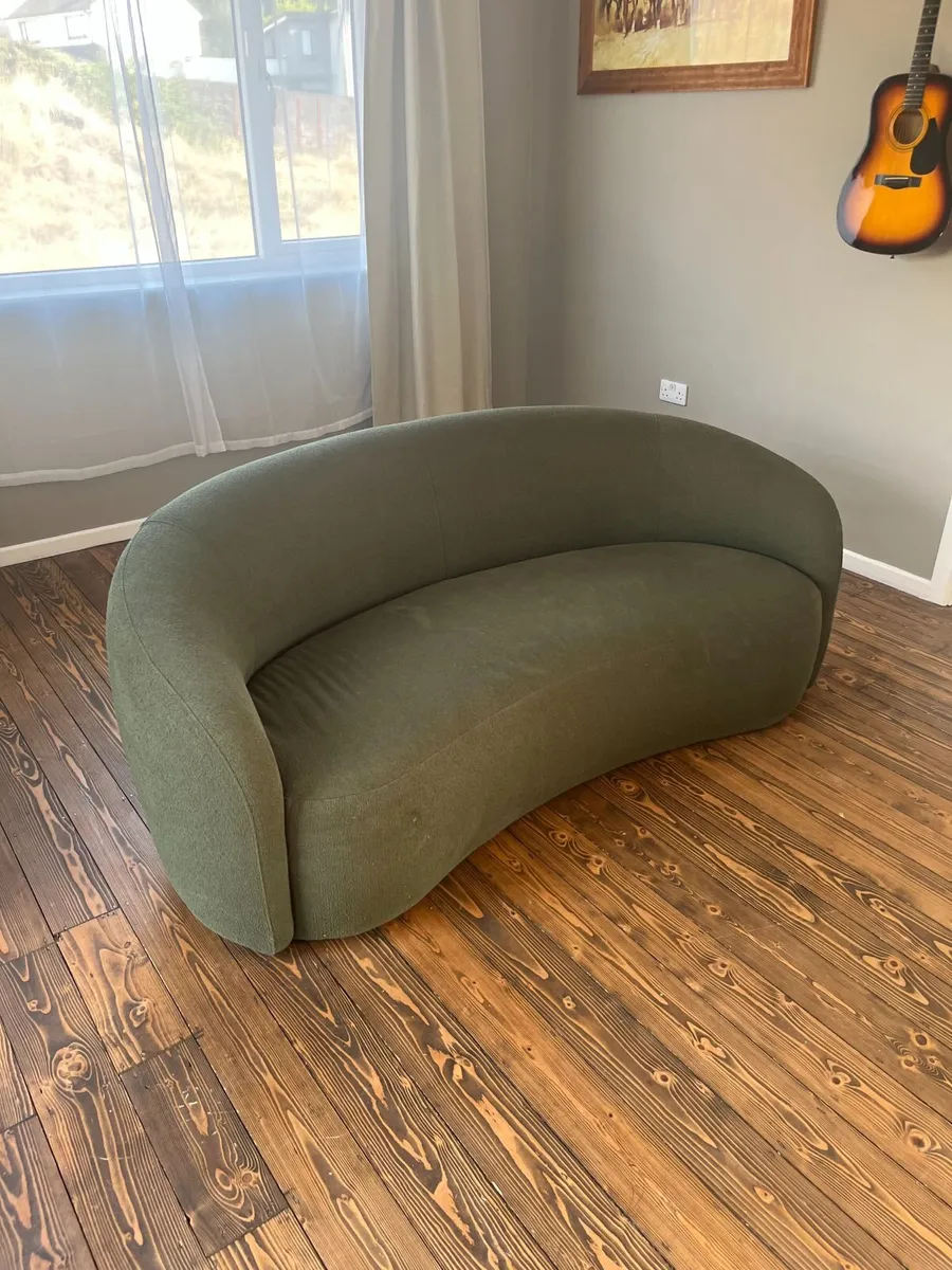 Couch - Image 3