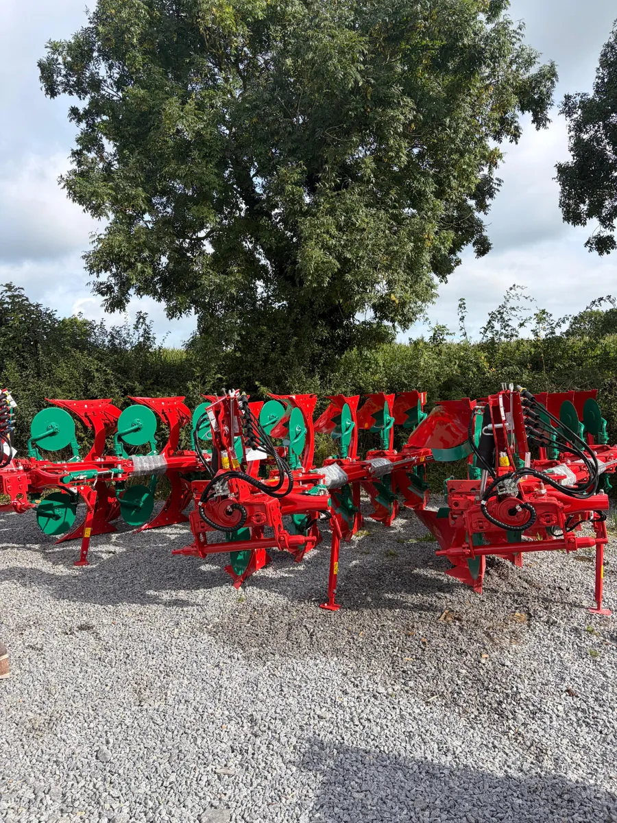 Kverneland Ploughs In Stock - Image 2